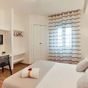 https://coral-bay-charming-house.in-sardinia.net