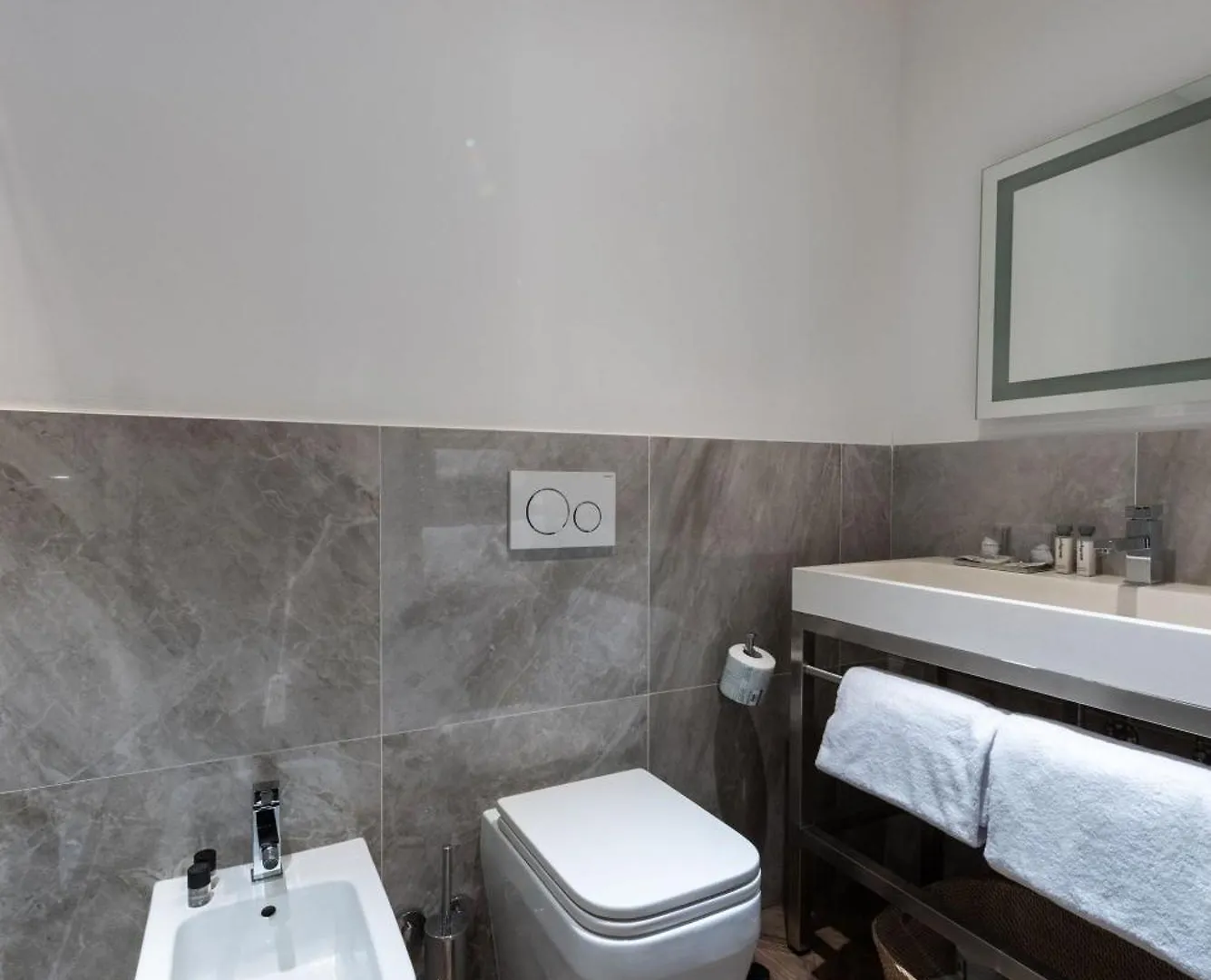 Bed and breakfast Rfc Repubblica Florence Core B&B
